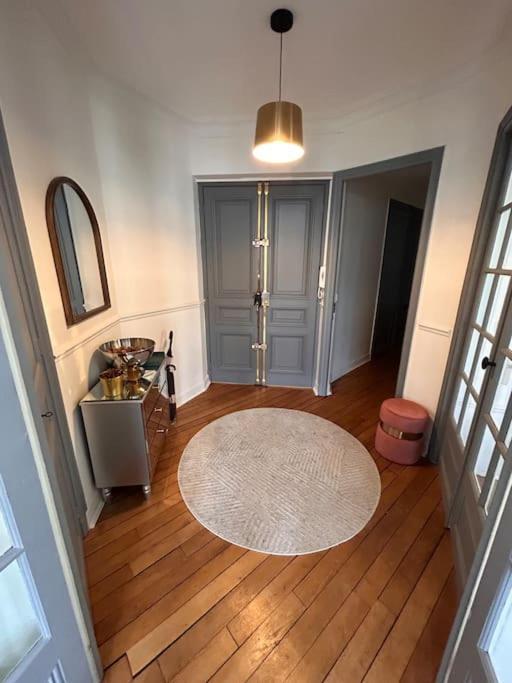 Apartment * Le Cathedrale * *
